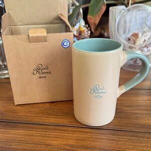 Life is good mug NIB